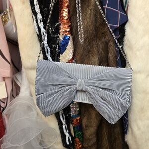 Elegant Gray Clutch with Bow Detail